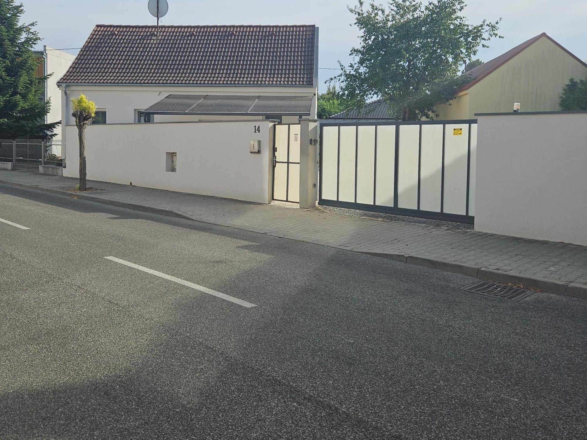 Apartmany Centro & Jacuzzi Piest'any Exterior foto